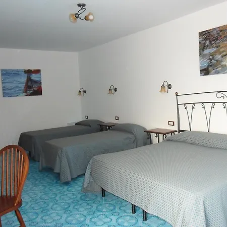 Hotel Punta Barone