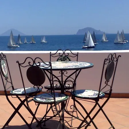 Punta Barone Santa Marina Salina
